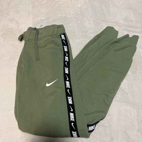 Nike Other - Green Joggers